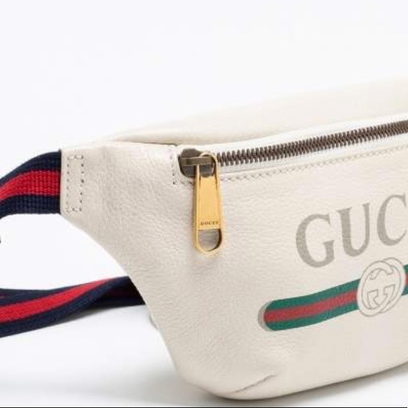SOLD-Gucci Belt Bag⭐️ - Picture 11 of 16
